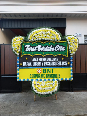 Papan Bunga Duka di Seberang Palinggam